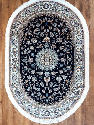 Nain mit Seide  6Lah Oval  2,08x1,32